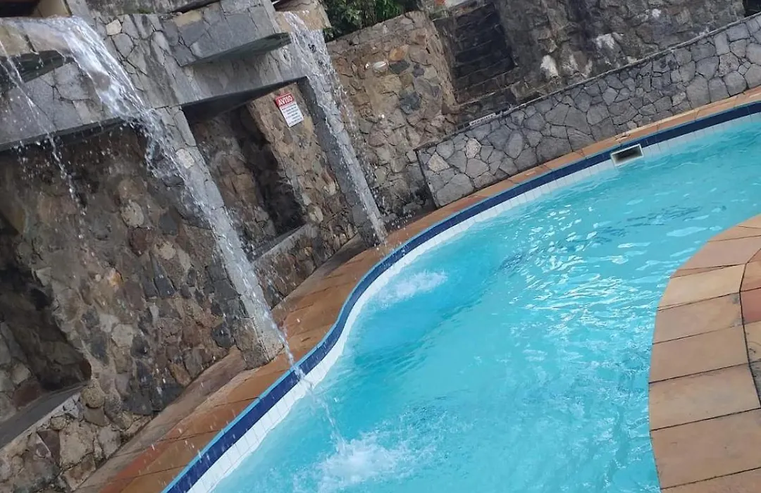ESCAPE PARA O PARAISO, Casa Mobiliada com PISCINA e Salão de jogos, 300mt da PRAIA-1