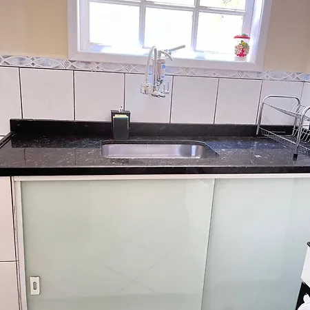 ESCAPE PARA O PARAISO, Casa Mobiliada com PISCINA e Salão de jogos, 300mt da PRAIA-2